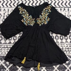 Lulu's Black Floral Embroidered Tunic